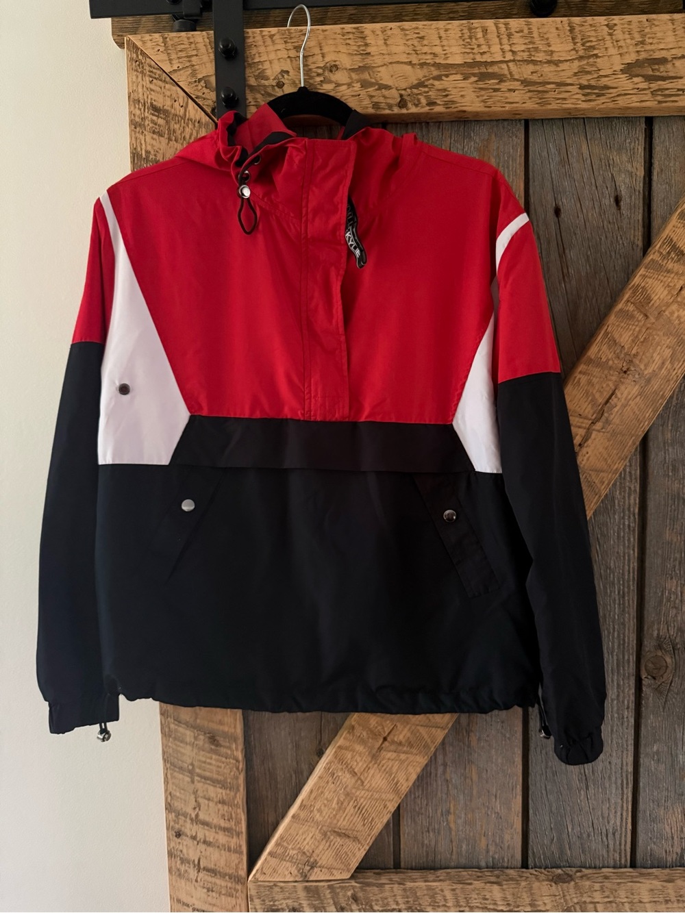 Kendall & Kylie Red, Black & White Pullover Hooded Windbreaker - Size XS